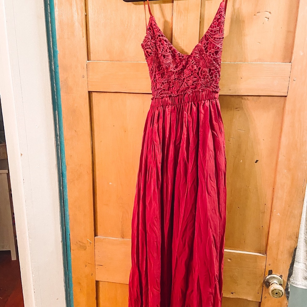 Backless Maxi Dress